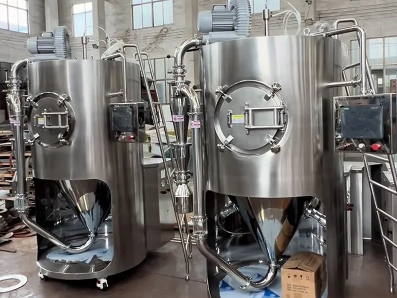Compact integrated laboratory spray dryers with front access doors and control screens